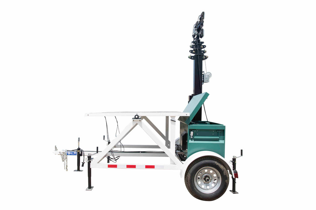 580W Solar Light Tower - 30' Light Tower - 7.5' Trailer - (4) 60W LED Lamps - 120V Battery Charger - Day/Night Sensor
