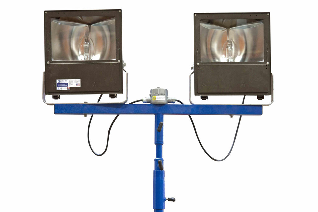 Portable Hazardous Area Light, (2) 400 Watt Metal Halide Lights, Quadpod Mount, C1D2, 220V 50 Hz