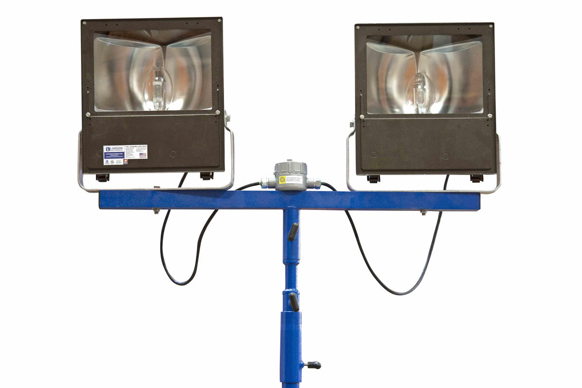 Portable Hazardous Area Light, (2) 400 Watt Metal Halide Lights, Quadpod Mount, C1D2, 220V 50 Hz